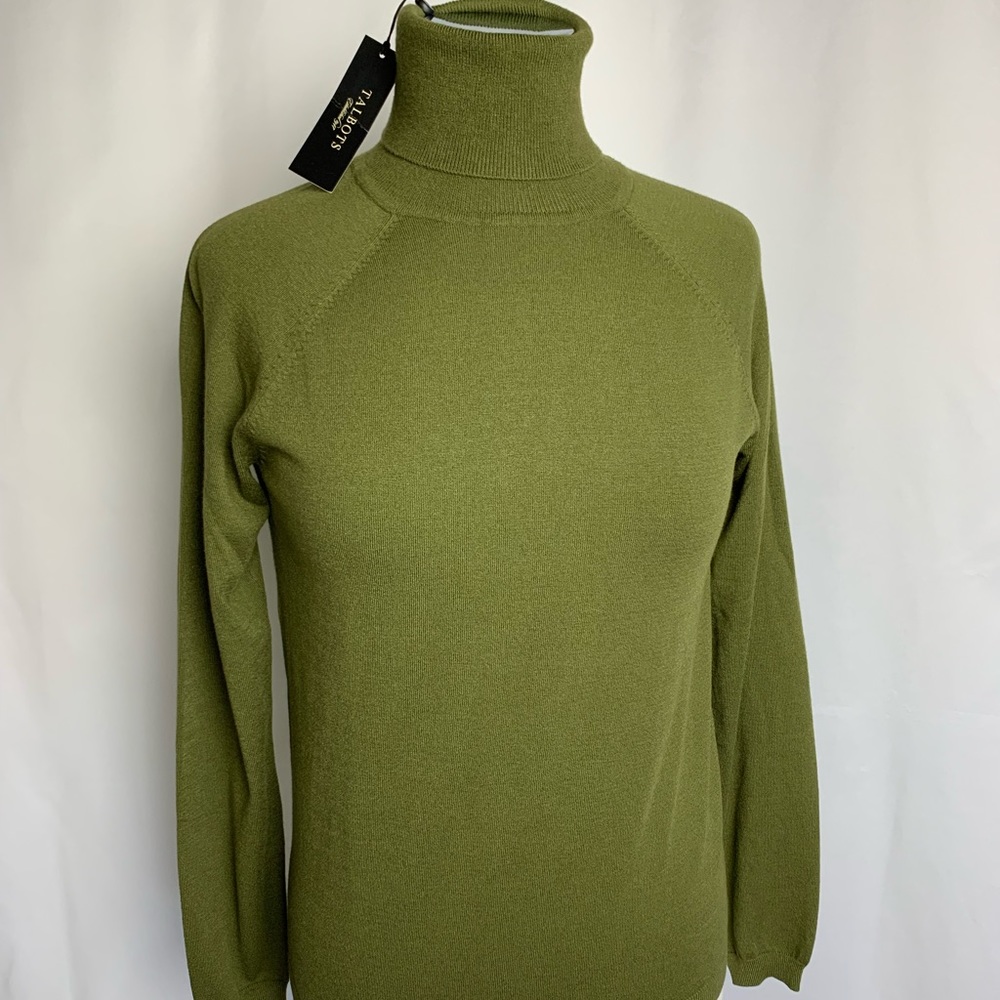 Talbots raglan long sleeve turtle neck sweater
